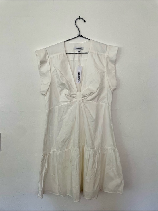 Steve Madden Dresses & Skirts - Steve Madden Cotton V-Neck Dress